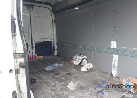 2017 Ford Transit T-350 z USA, uszkodzony, nr VIN 1FTBW3XG0HKB45325